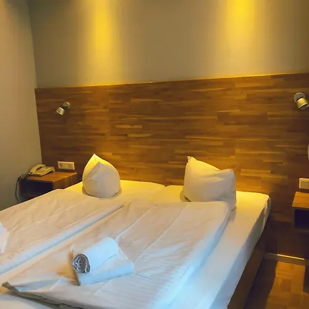 Residenz 3* Dusseldorf