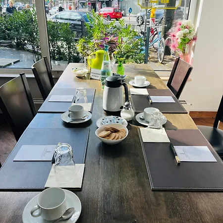 Residenz 3* Dusseldorf
