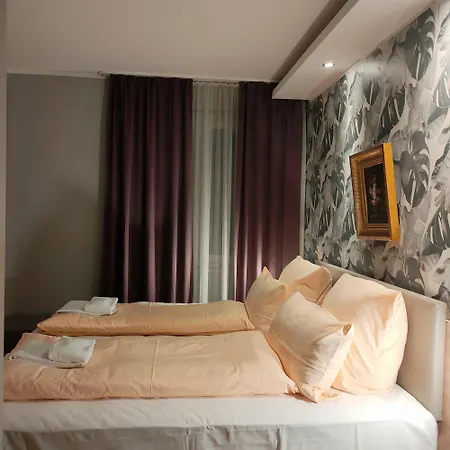 Residenz Hotel 3*