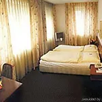 Hotell Residenz 3*