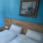 Hotell Residenz 3*