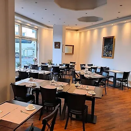 Hotell Residenz 3*