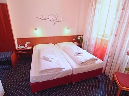 Residenz 3* Düsseldorf